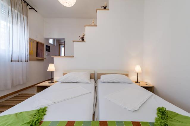 Apartments Lima Lazaneo Jelsa  Bagian luar foto